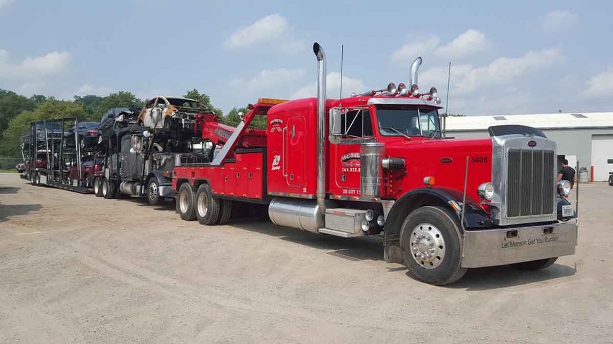 Heavy Towing Service Quad Cities