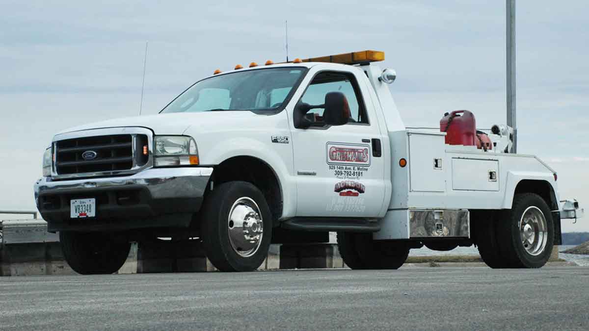 Quad Cities Towing Rates